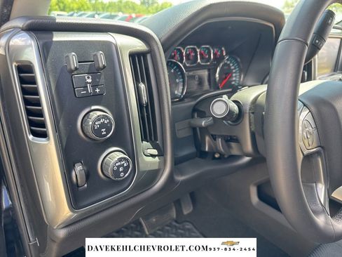 Used 2018 Chevrolet Silverado 1500 LT w/ All Star Edition AWD/4WD image 11
