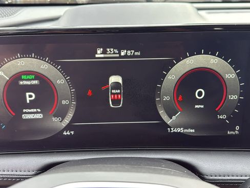 Certified 2023 Nissan Ariya AWD image 28