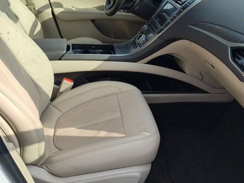 Used 2020 Lincoln MKZ Reserve image 23