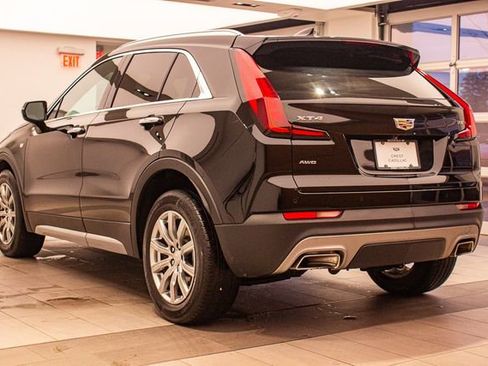 Used 2023 Cadillac XT4 Premium Luxury image 8