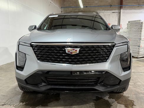 Used 2024 Cadillac XT4 Premium Luxury FWD image 6