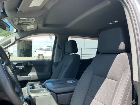 Used 2021 Chevrolet Silverado 1500 Custom AWD/4WD image 6