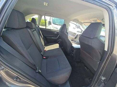 Used 2020 Toyota RAV4 LE image 12