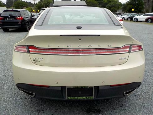Used 2015 Lincoln MKZ Hybrid w/ Equipment Group 202A Reserve image 4