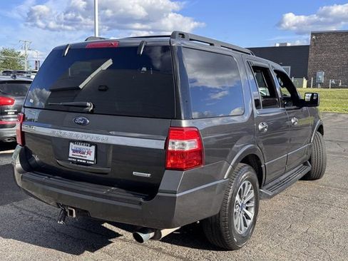 Used 2017 Ford Expedition XLT image 28