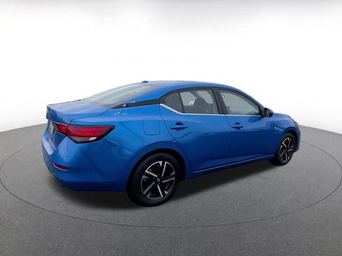 Used 2025 Nissan Sentra SV image 15