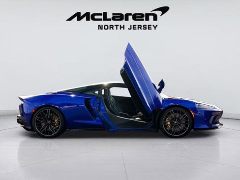 New 2025 McLaren GTS image 12