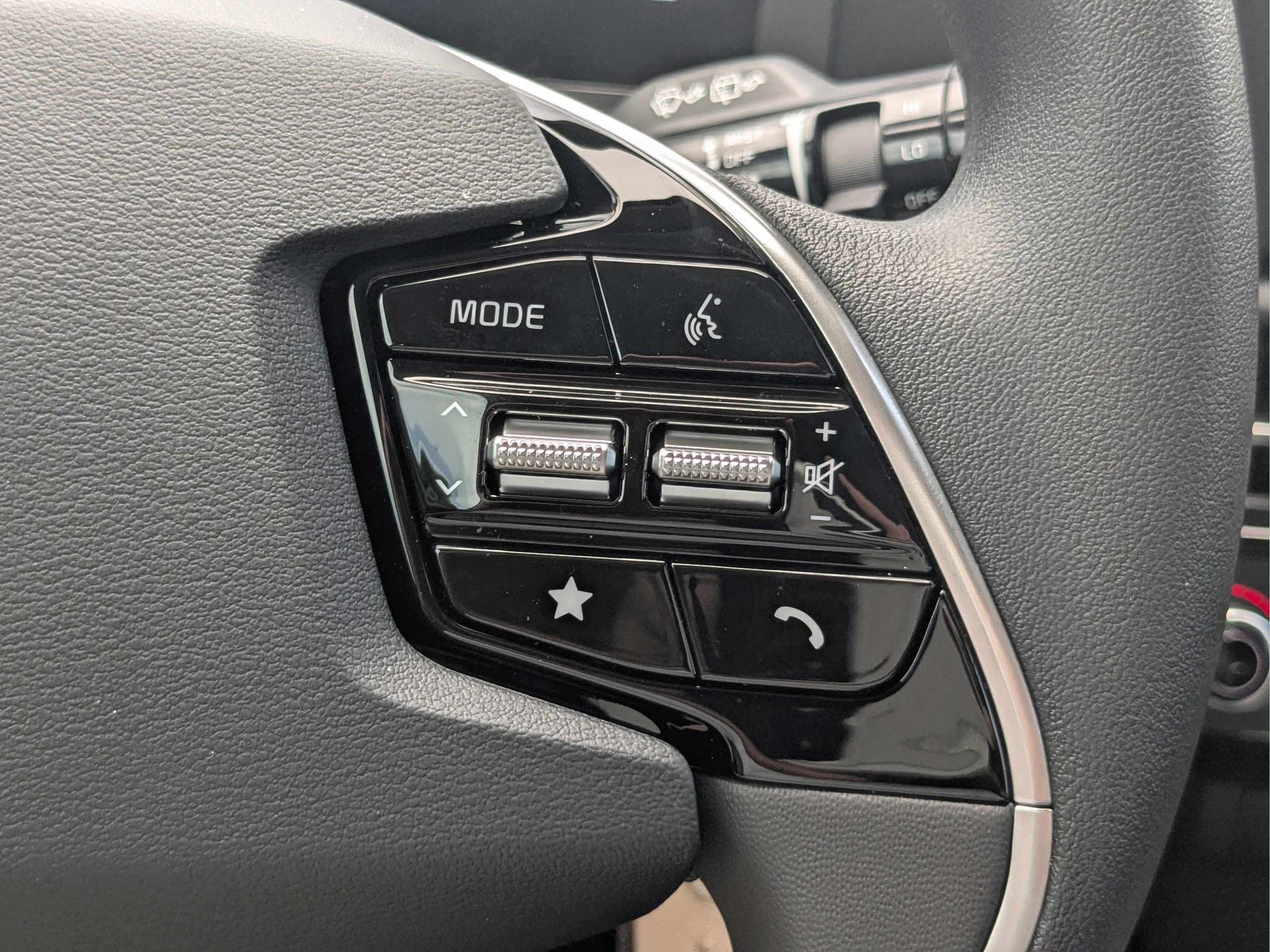 New 2026 Kia Niro LX FWD image 21