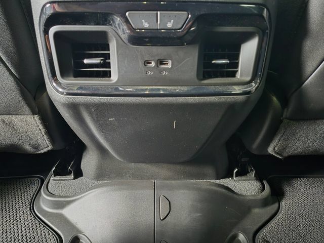 Used 2023 GMC Sierra 1500 AT4 w/ AT4 Premium Package AWD/4WD image 33
