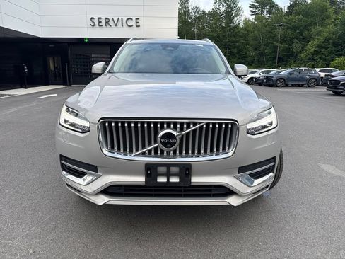 Used 2023 Volvo XC90 T8 Plus w/ Protection Package Premier AWD/4WD image 8