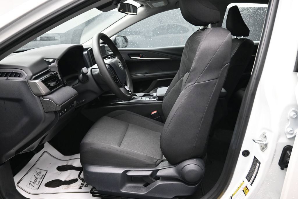 Used 2026 Toyota Camry LE FWD image 20
