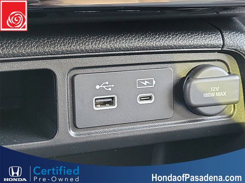 Certified 2023 Honda Pilot Touring image 18