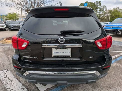 Used 2020 Nissan Pathfinder SV FWD image 5