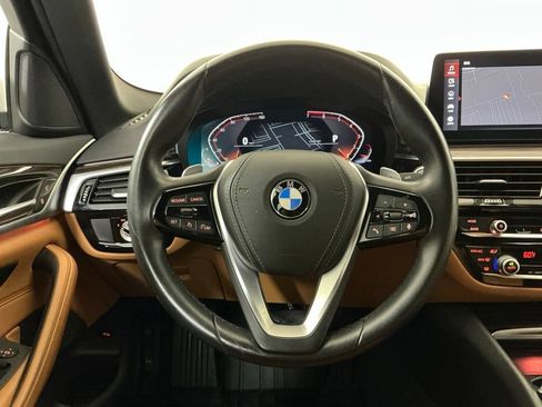 Used 2021 BMW 530i RWD image 16