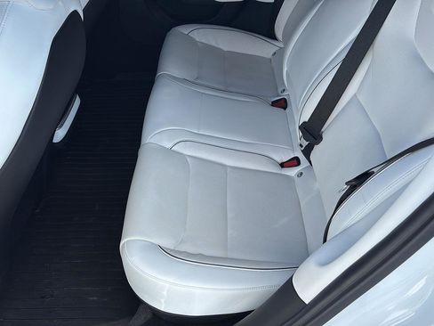 Used 2022 Tesla Model S Plaid AWD/4WD image 15