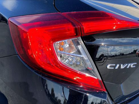 Used 2020 Honda Civic Sport image 28