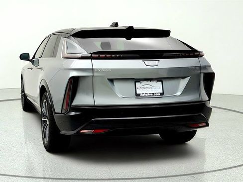 Used 2026 Cadillac Lyriq Sport AWD/4WD image 6