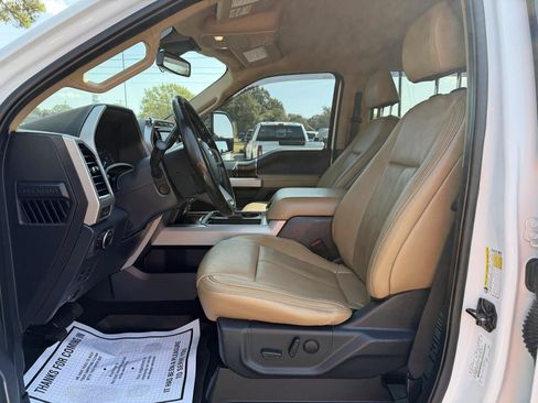 Used 2022 Ford F250 Lariat w/ Lariat Ultimate Package AWD/4WD image 8