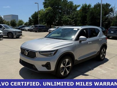 Used 2025 Volvo XC40 B5 Plus