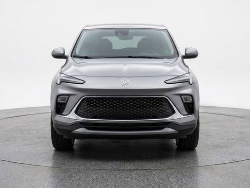 Used 2025 Buick Encore GX Preferred image 2