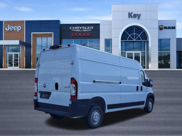 Used 2025 RAM ProMaster 2500 w/ Convenience Group FWD image 5