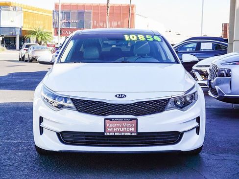 Used 2016 Kia Optima EX w/ Premium Package image 2