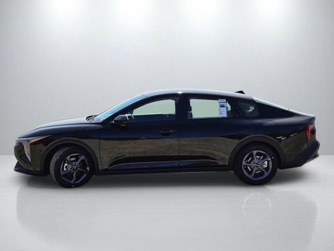 New 2026 Kia K4 FWD image 7