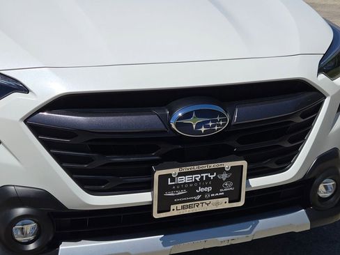 Used 2024 Subaru Outback Limited AWD/4WD image 5