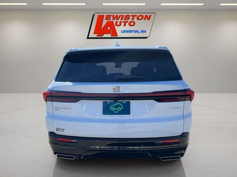 Certified 2025 Buick Enclave Sport Touring AWD/4WD image 12