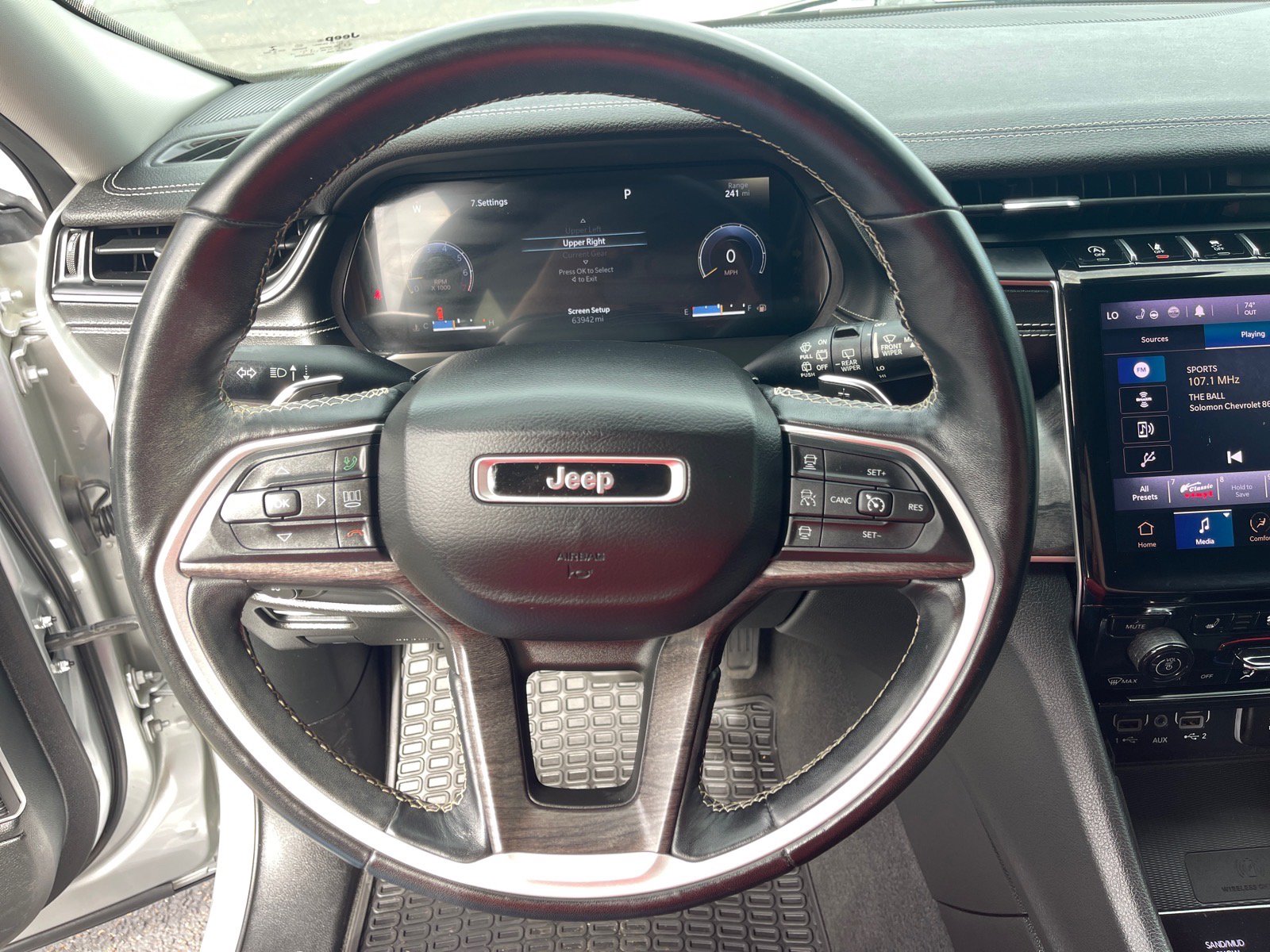Used 2021 Jeep Grand Cherokee L Limited w/ Luxury Tech Group II AWD/4WD image 7