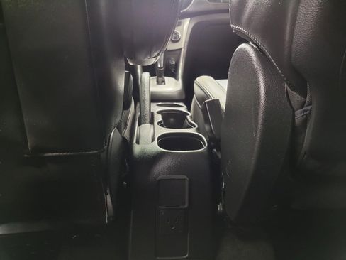 Used 2016 Chevrolet Trax LTZ w/ Midnight Edition image 17