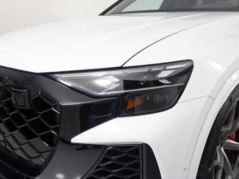 Used 2026 Audi RS Q8 performance AWD/4WD image 39