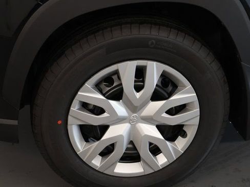 New 2026 Toyota Corolla Cross L image 7