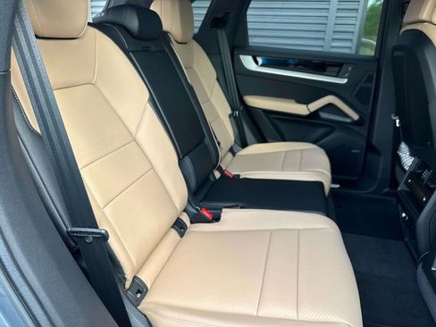 New 2026 Porsche Cayenne AWD/4WD image 14