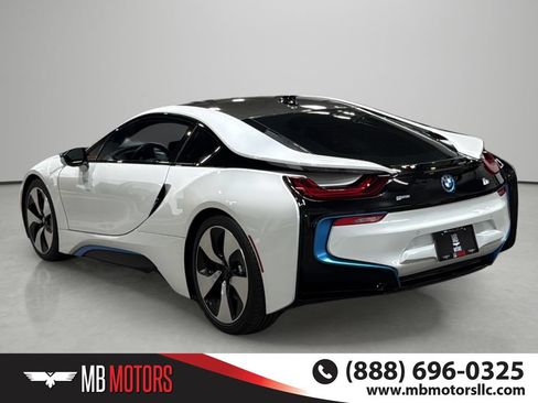 Used 2015 BMW i8 AWD/4WD image 3