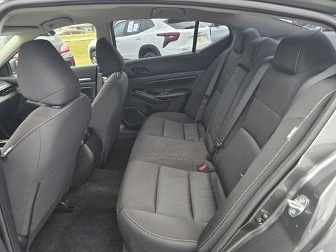 Used 2023 Nissan Altima 2.5 SV image 12