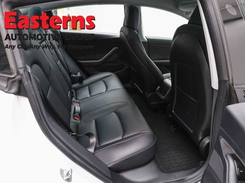 Used 2018 Tesla Model 3 Long Range RWD image 19