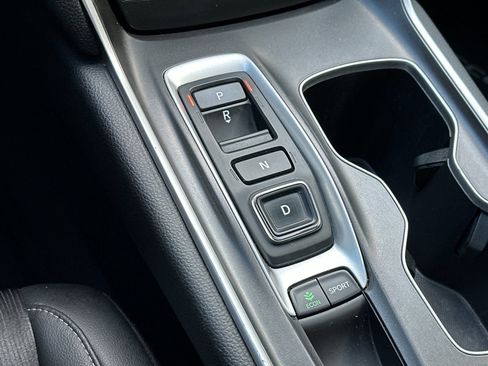 Used 2022 Honda Accord Sport image 19