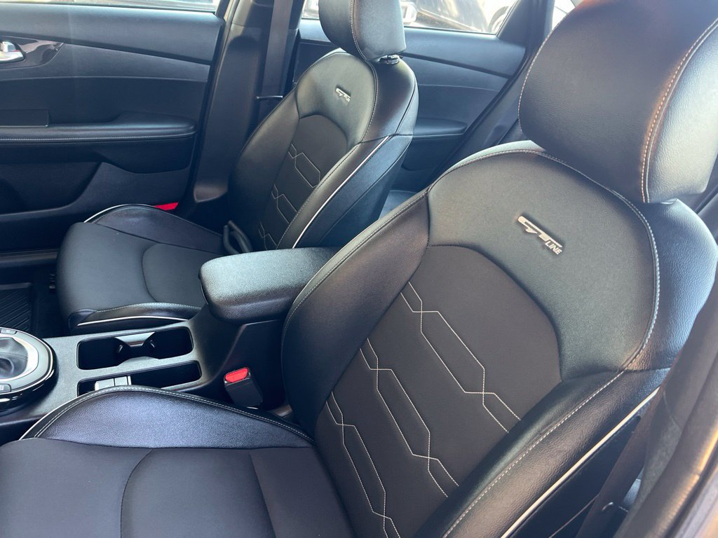 Certified 2024 Kia Forte GT-Line FWD image 5