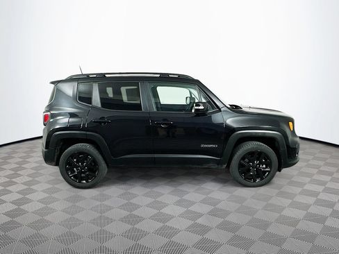 Used 2023 Jeep Renegade Altitude AWD/4WD image 11
