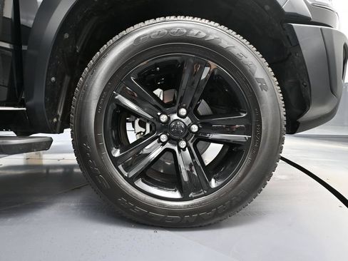 Used 2024 RAM 1500 Warlock w/ Electronics Group AWD/4WD image 11