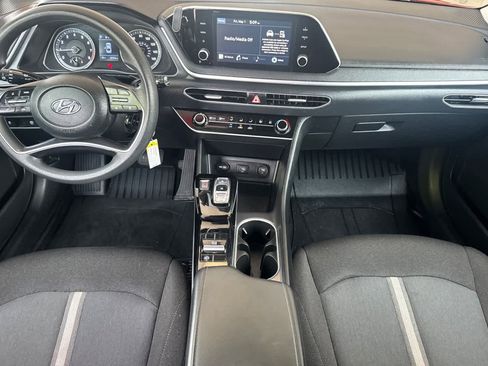 Used 2021 Hyundai Sonata SE FWD image 3