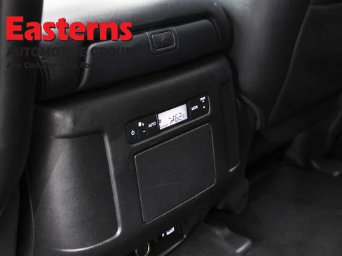 Used 2024 Nissan Armada SL w/ Captain's Chairs Package AWD/4WD image 25