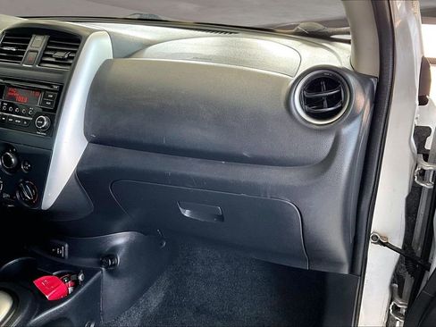 Used 2017 Nissan Versa SV image 18