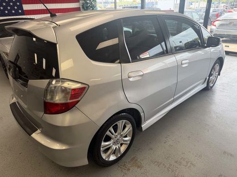 Used 2011 Honda Fit Sport image 6