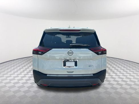 Used 2023 Nissan Rogue SV w/ SV Premium B Package FWD image 6