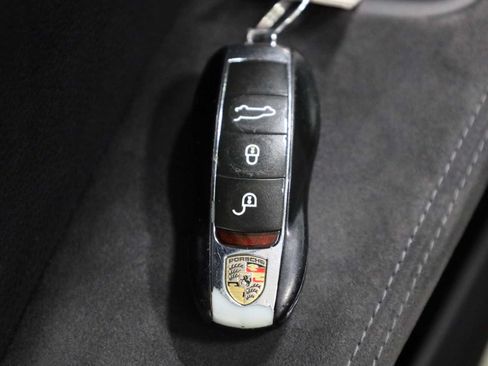 Used 2017 Porsche Macan GTS AWD/4WD image 41