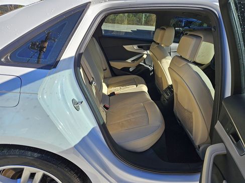 Used 2017 Audi A4 2.0T Premium image 9