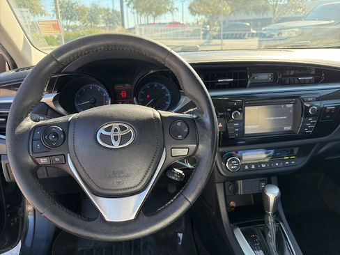 Used 2014 Toyota Corolla S image 14