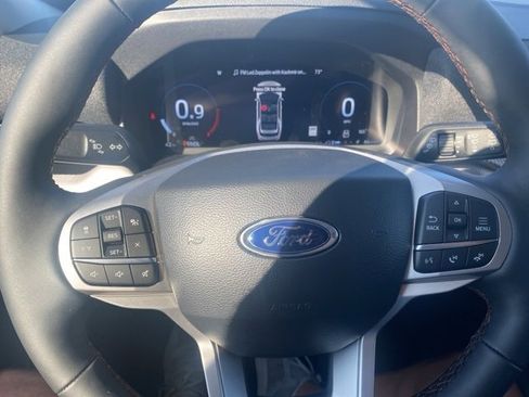 New 2025 Ford Explorer Active w/ Active Comfort Package image 20